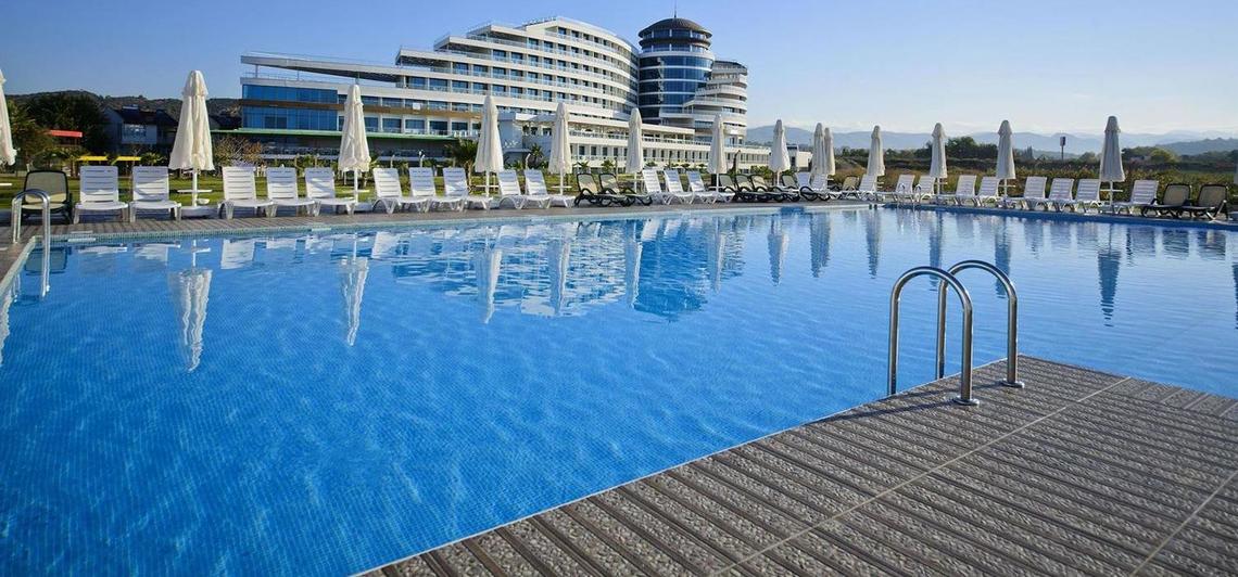 Raymar Hotel/Raymar Resort Side